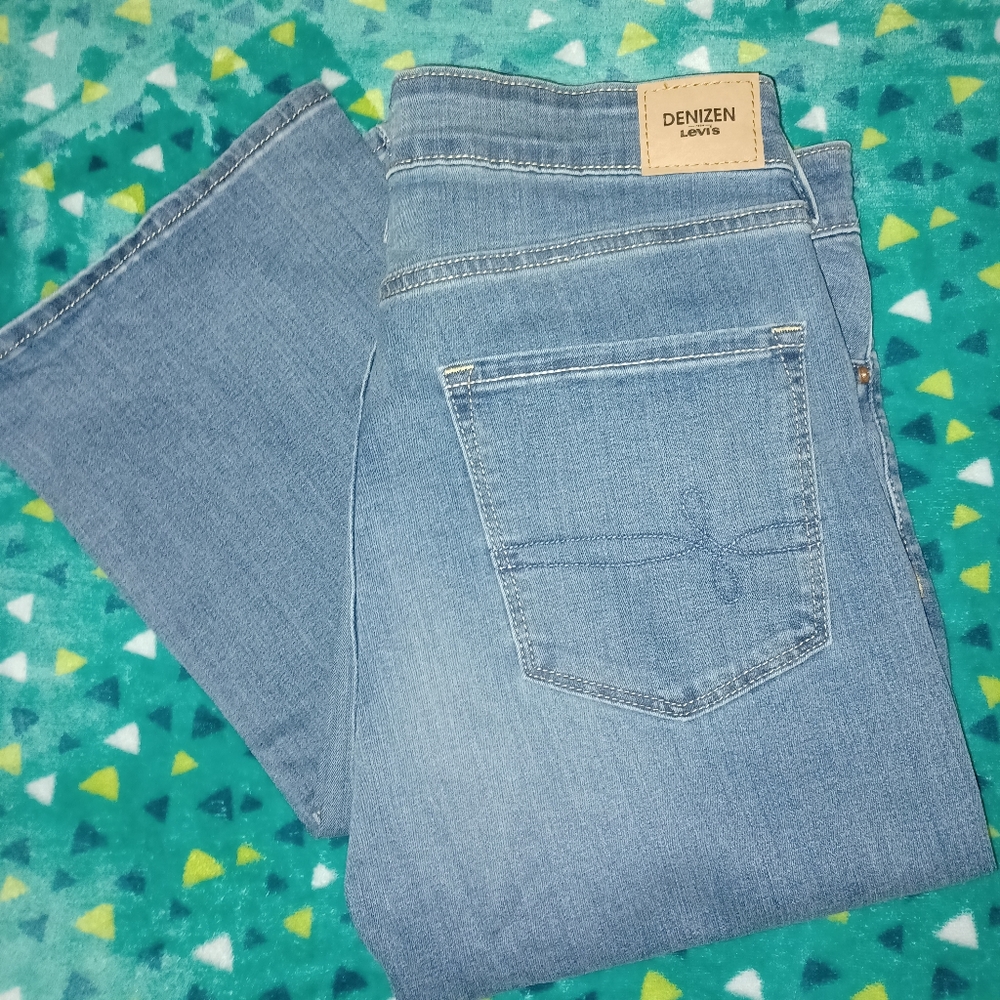 Women's Jeans